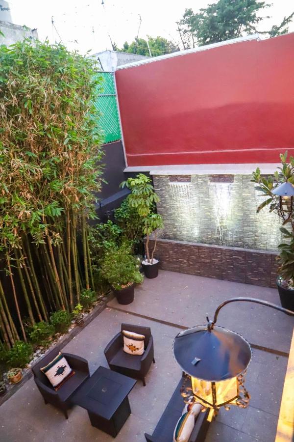 Luxurious Mid Century Modern Folk Art Home Mexico City Exterior photo